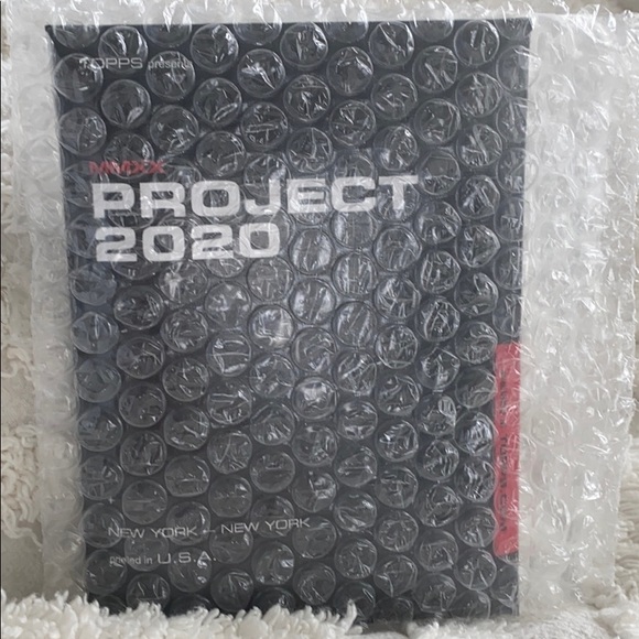 TOPPS PROJECT 2020- MARK MCGWIRE - Picture 2 of 9